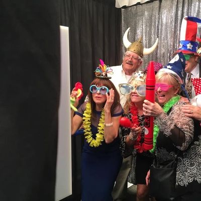 Avatar for Fun Fab Photo Booths & DJ Services