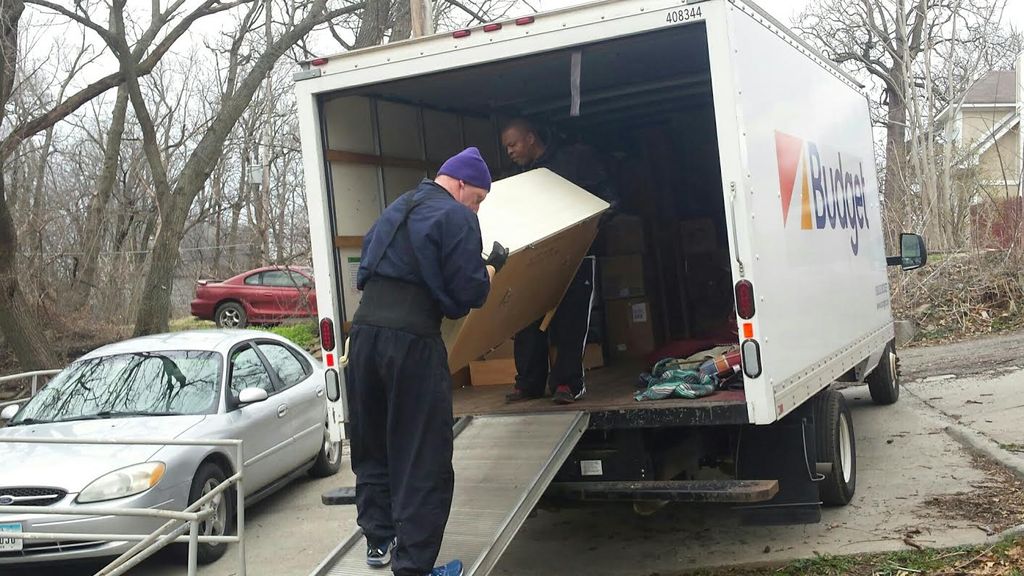 Carefully unloading on a hilly parking area