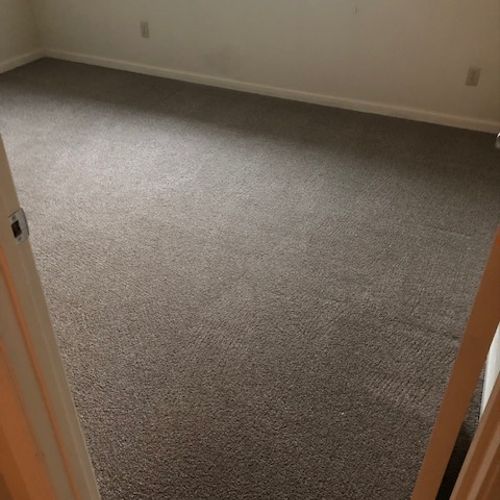 BEDROOM AND CARPET