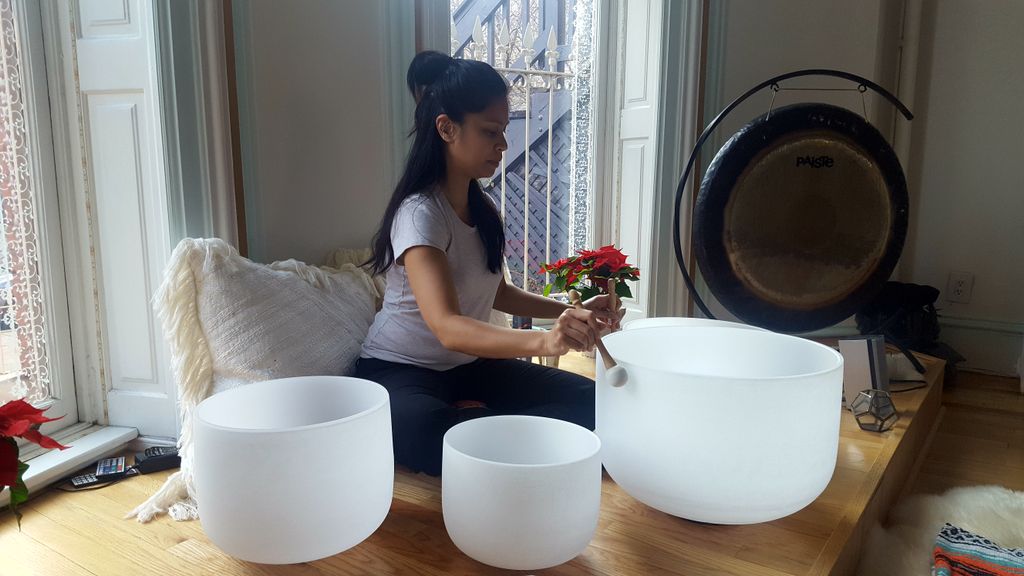 Sound Healing with Quartz Crystal bowls 