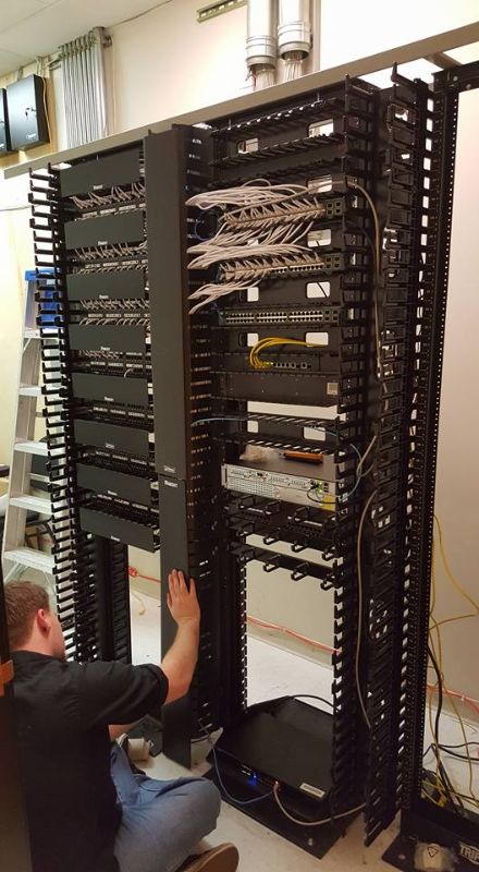 Started from scratch with an empty rack on both si