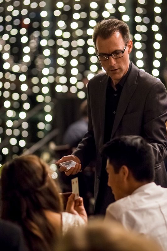 Strolling Entertainment to break the ice!