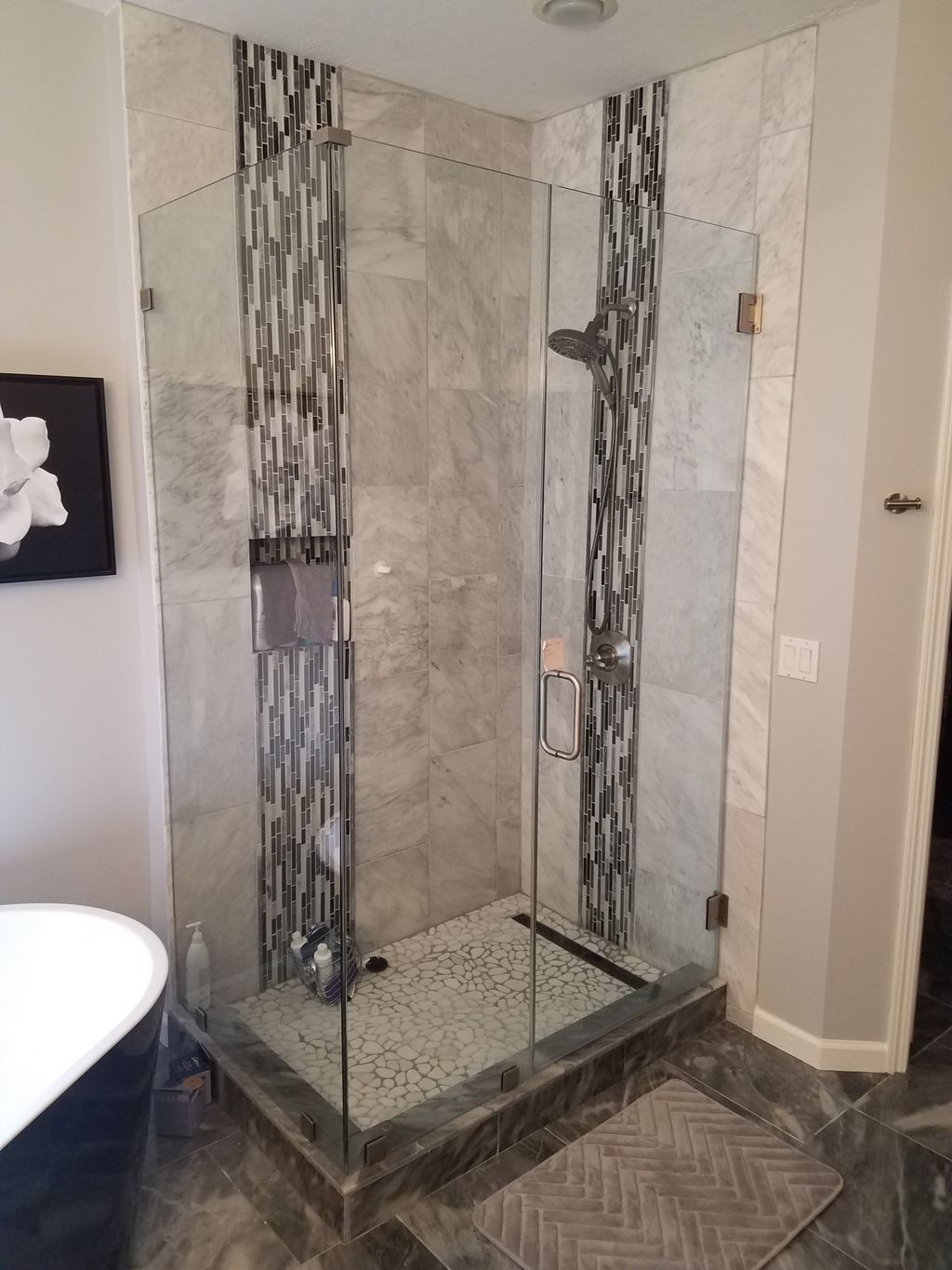 Custom shower tiling and enclosure