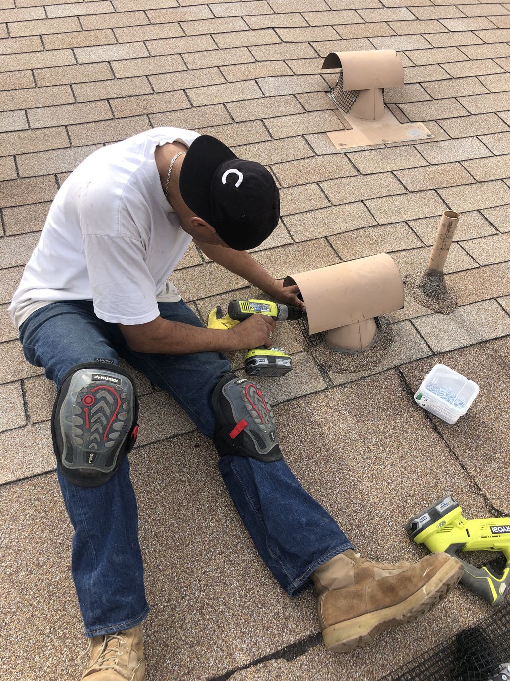 Sealing an entry point on a roof 