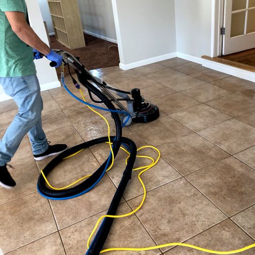 Tile and grout cleaning on North Hollywood, steam 