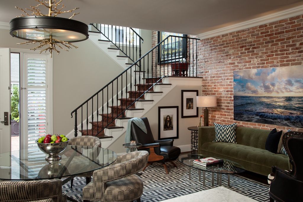 Custom Designed Two story guest quarters - The Bun