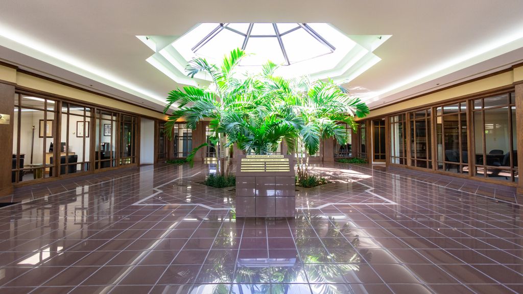 Entry to Crosspoint 5