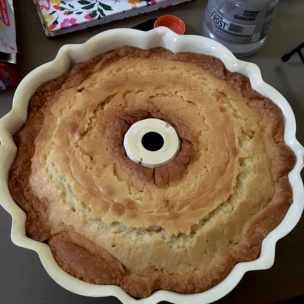 Million Dollar Pound Cake 