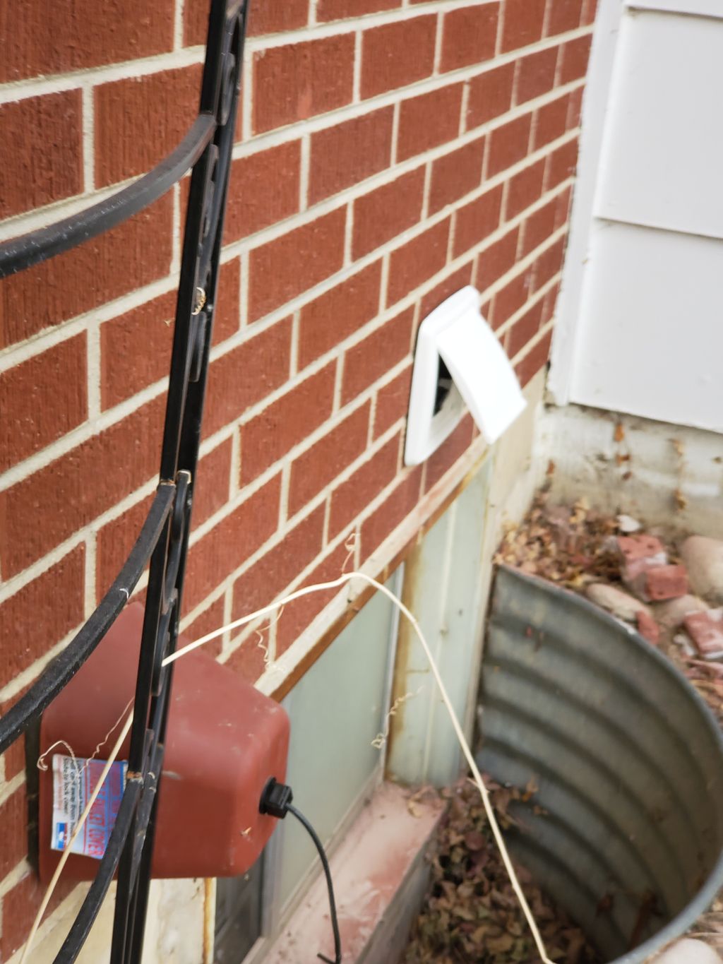 Exhaust for New Bathroom ceiling fan