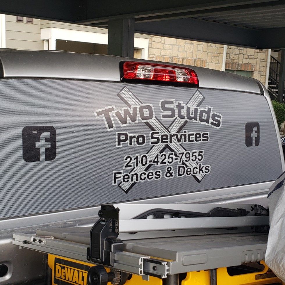 Two Studs Pro Services