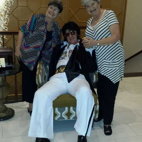 Eddy"Elvis"Dean and a couple of fans after his sho
