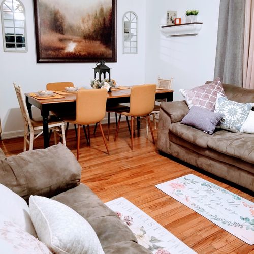 Staged Living room for an Airbnb five bedroom home