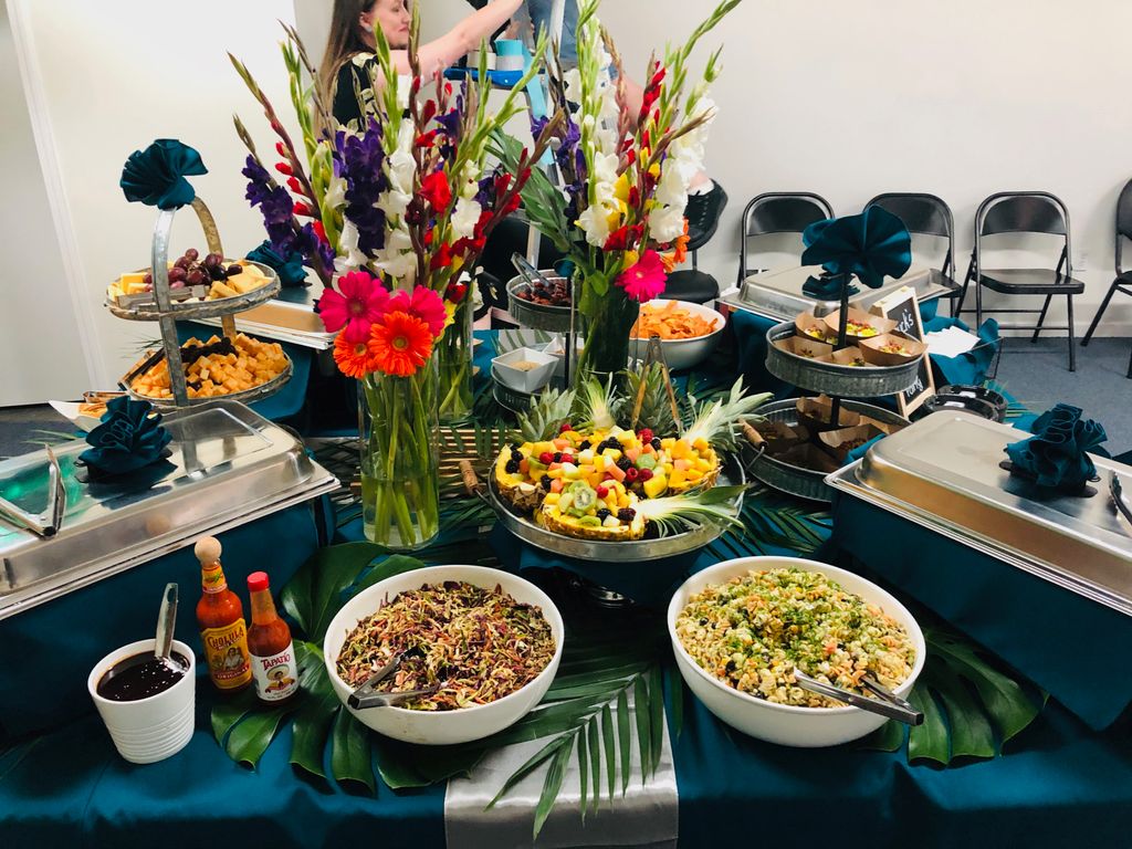 Hawaiian-theme Buffet