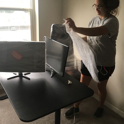Packing and preparing for a local move in Midcity