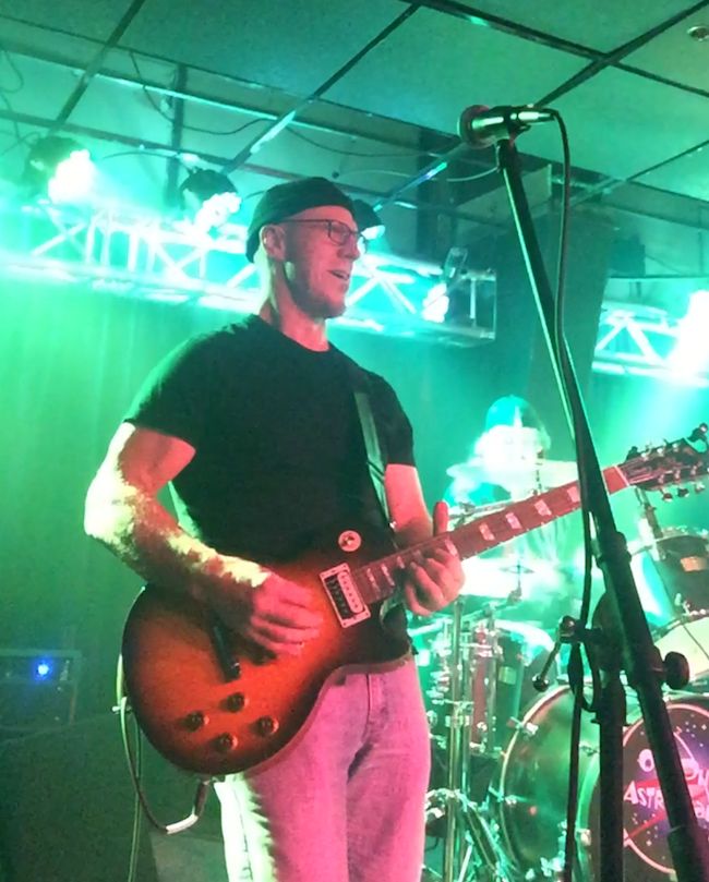 Rob O'Hara Graff - Acoustic, Bass and Electric Gui