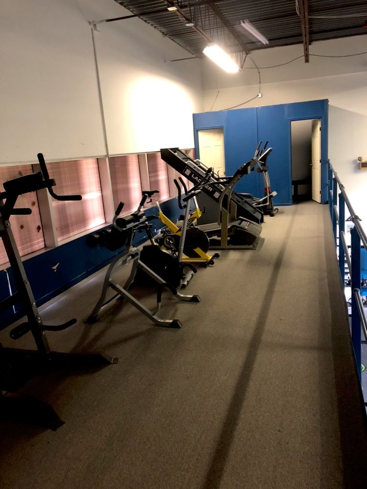 From the left: Dip machine, back extension, statio