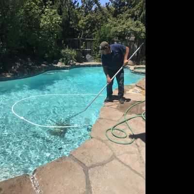 Pool Cleaning, Maintenance & Repair Services in Houston