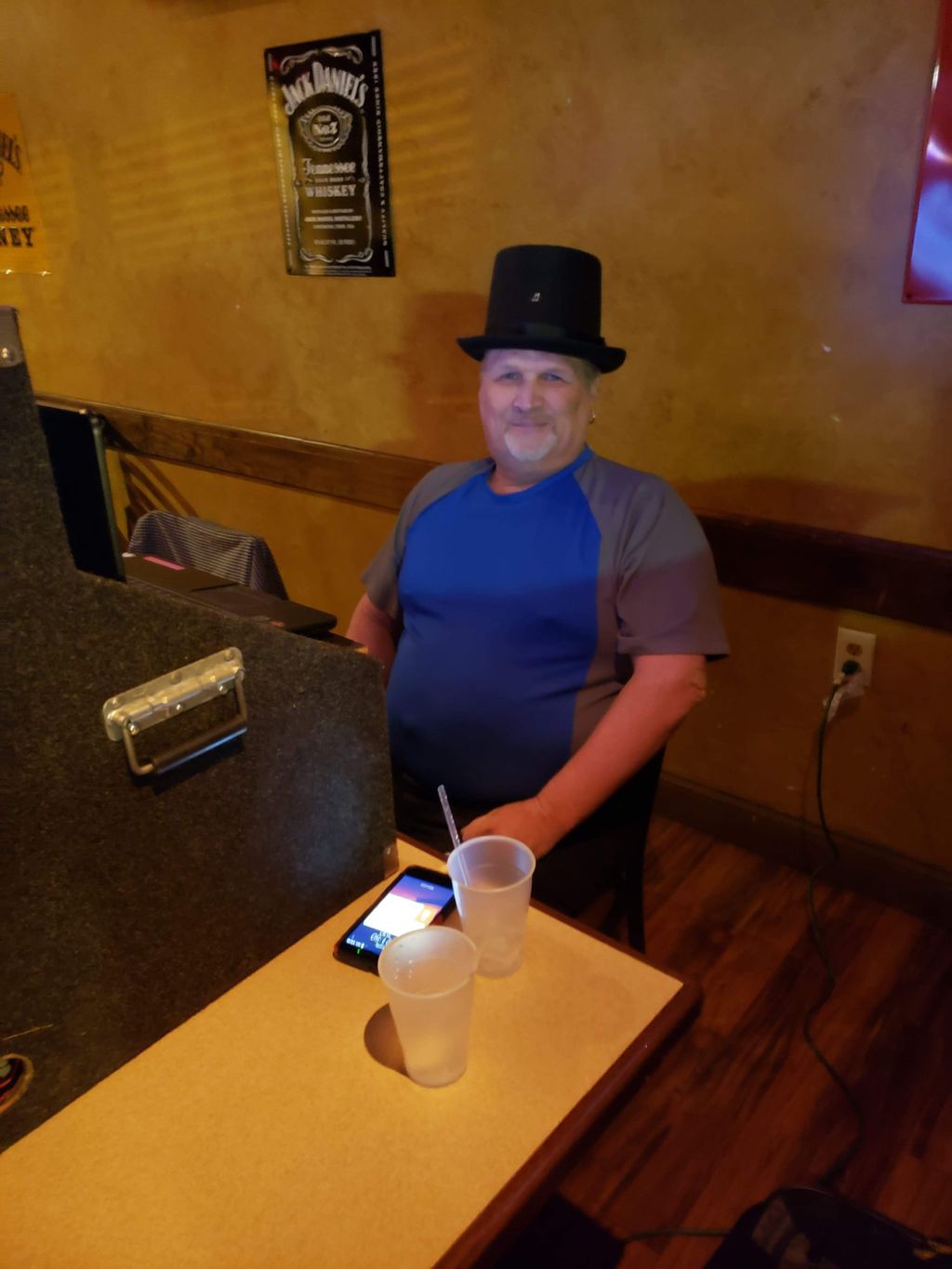 dj at overtime bar and grill