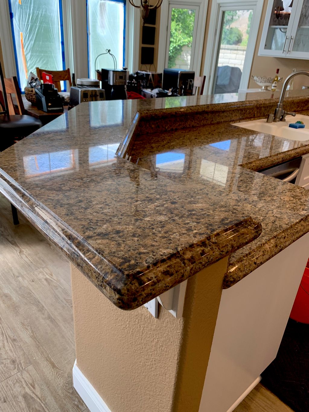 Granite cleaning and polish. 