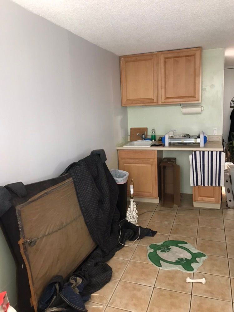 Before Kitchen Waikiki pic