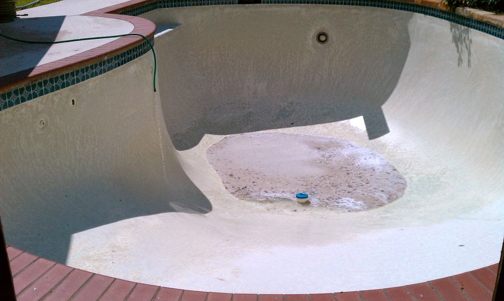 Drain & Cleans, Pressure Wash, Acid Wash (after)