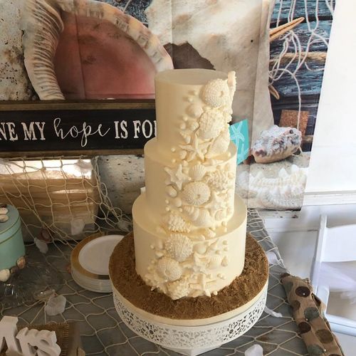This is one of the best wedding cakes I have ever 