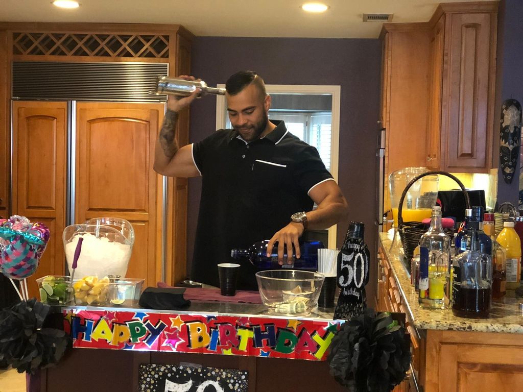 Bartenders & Waitstaffing 