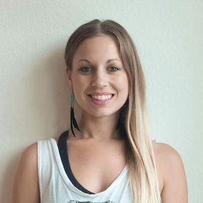Avatar for Luxuriously Blissful Yoga with Kelsey