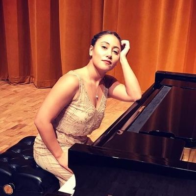 Avatar for Dr. Emily Telling