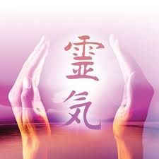 Reiki sessions and trainings