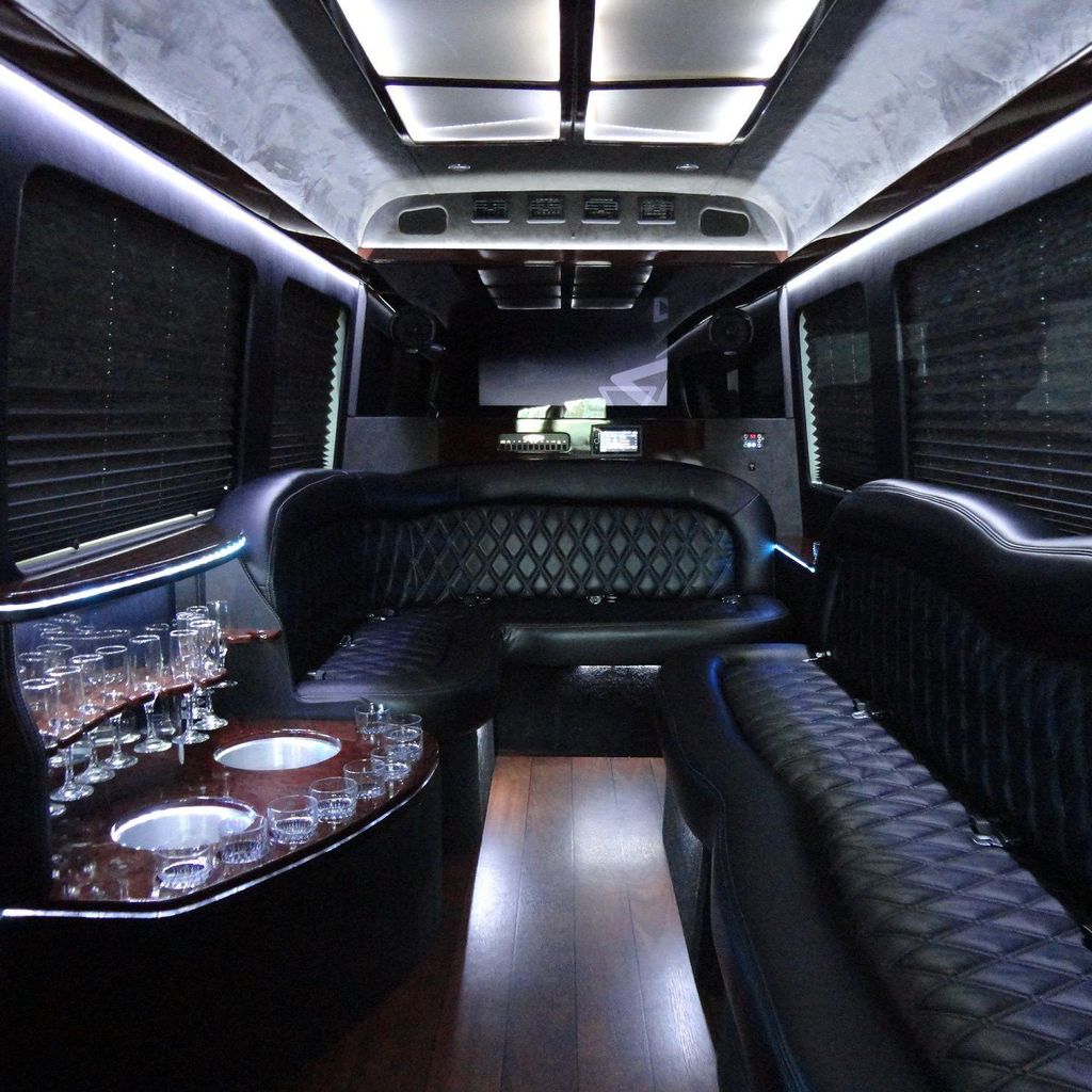 LUXURY XPRESS