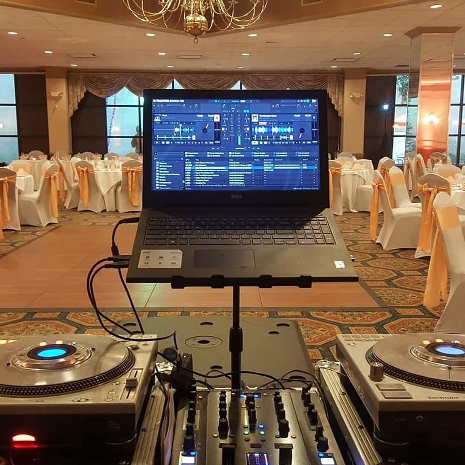 XTC Soundcrew Entertainment