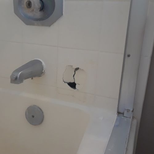 Shower and Bathtub Repair