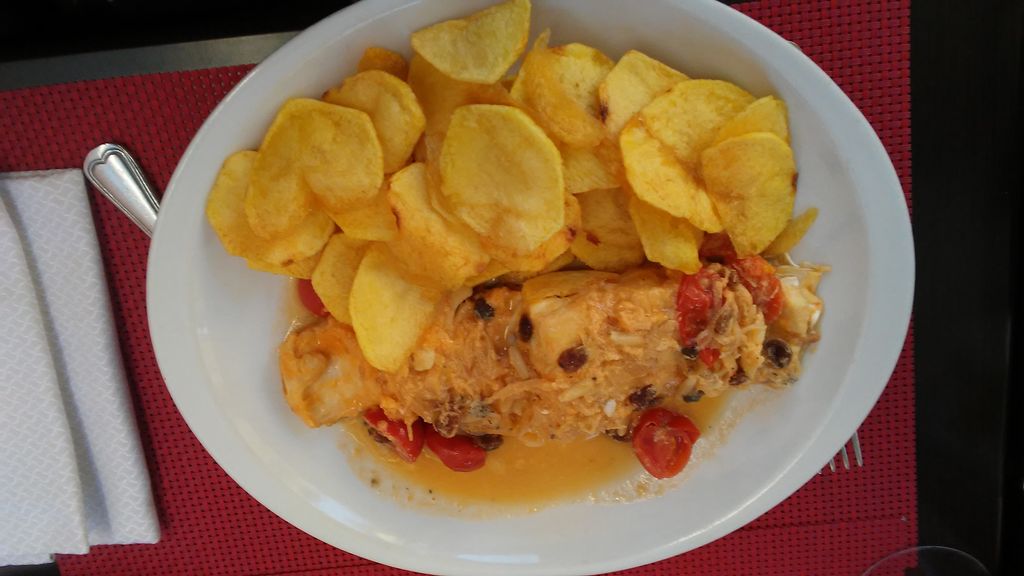Bacalhau à Gomes de Sá, delicious Portuguese dish 