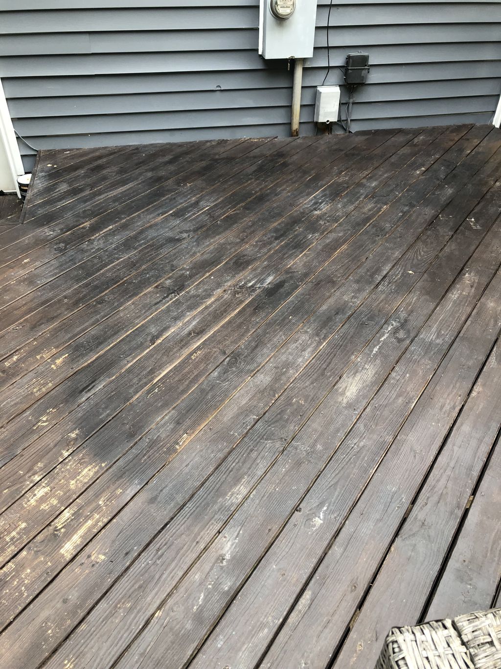 Deck Staining and Sealing