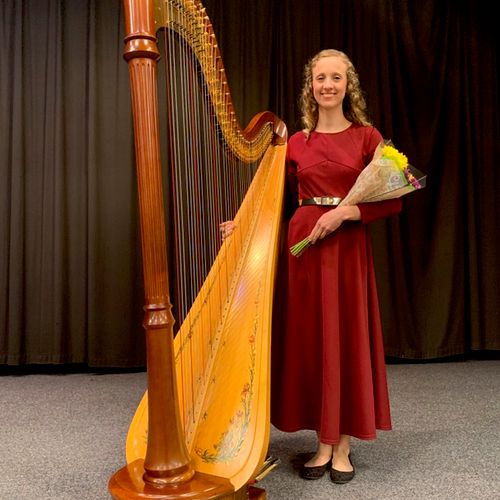 Christmas harp recital