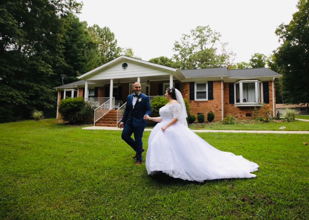 Lovely photos from our wedding ! He was amazing ! 