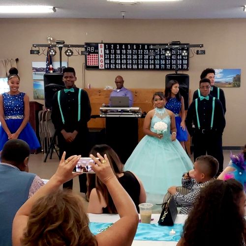Thank you Wendell!!! This Quinceañera couldn’t hav