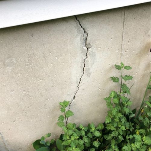 CRACKS IN YOUR FOUNDATION SHOULD BE ADDRESSED 