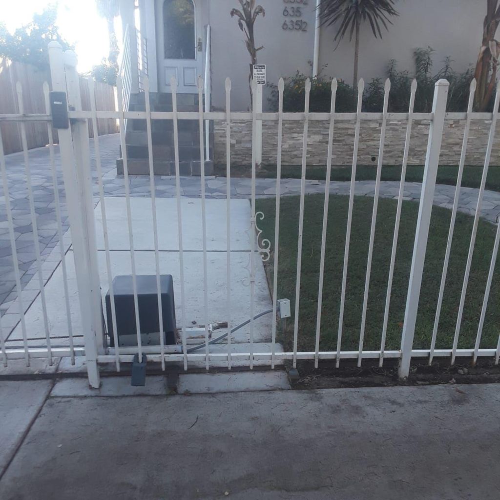 Commercial Electric Gate Repair