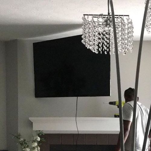 TV Mounting services (55")