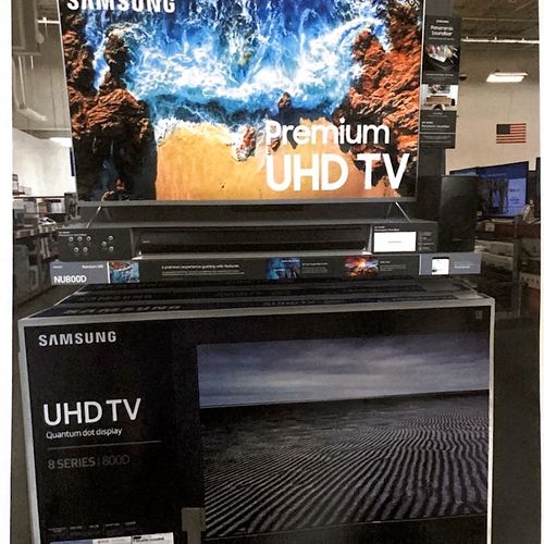 Mounted Samsung UHDTV in Sam’s Club (Flint) , 2019