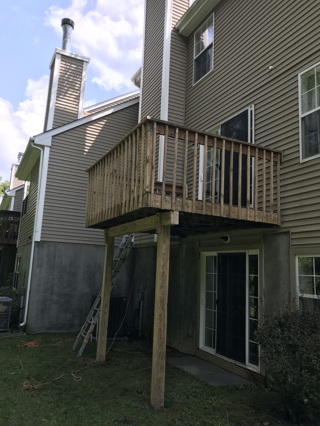 Deck Staining and Sealing