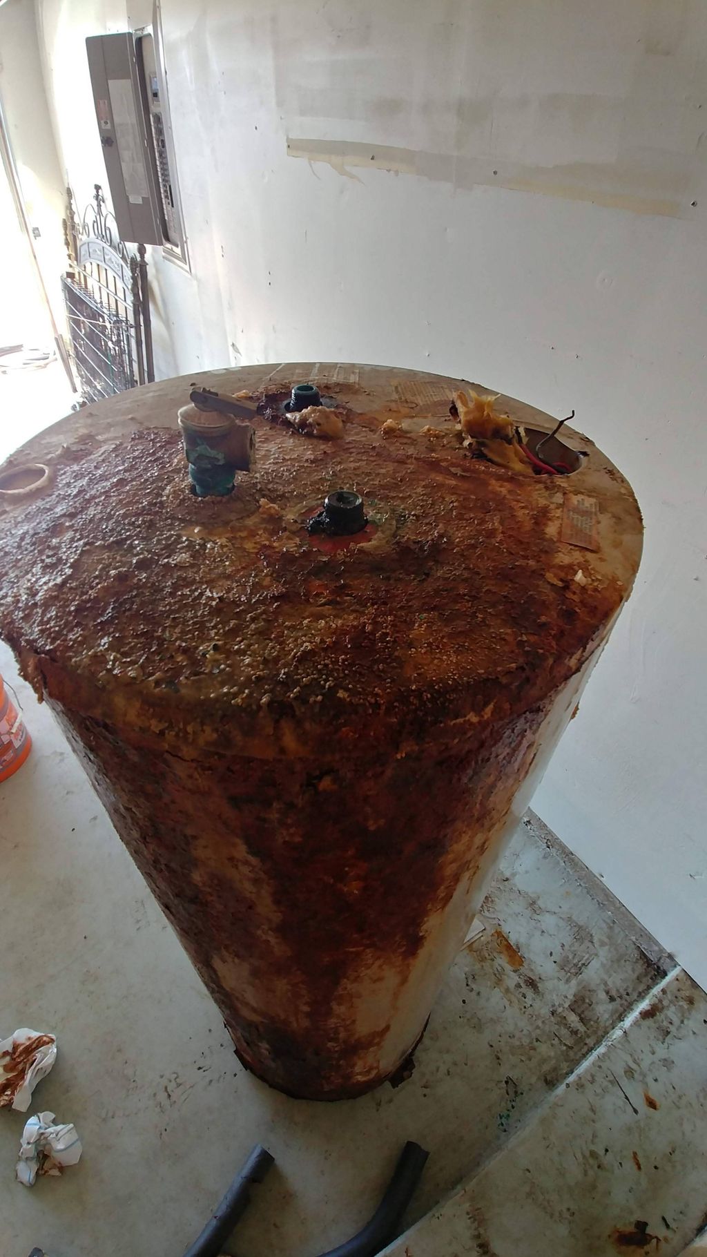Pin hole leak on water line. This was on back of w