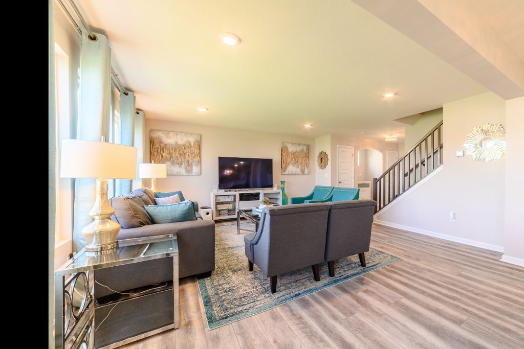 Living Room With Floor, Lamp, And Rug Ideas June 2024 Thumbtack