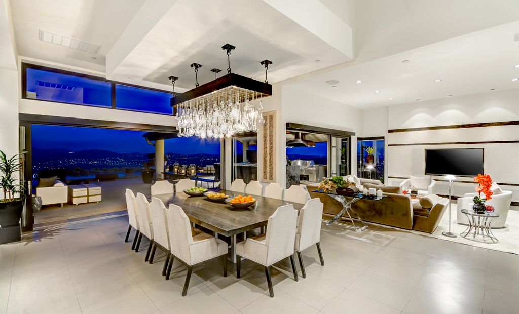 Custom kitchen and dining area.