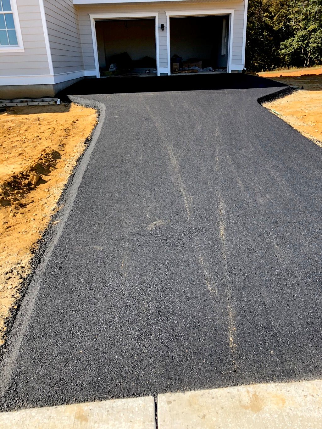 Top layer of asphalt