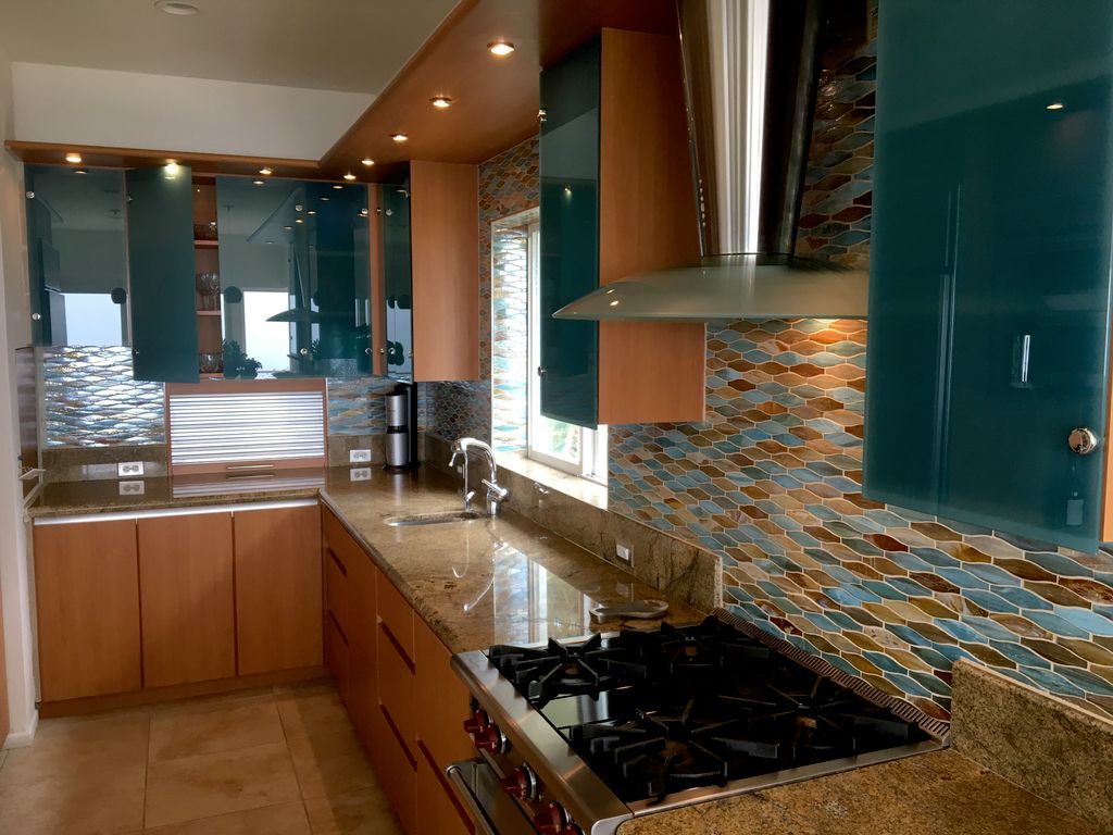 Modern Kitchen