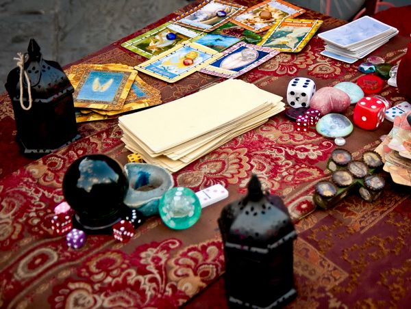 Tarot and Psychic Reader Entertainment