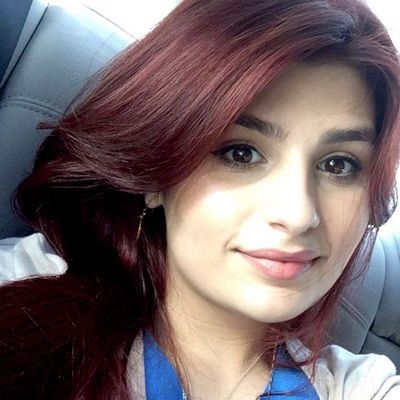 Avatar for relationship expert Clarissa